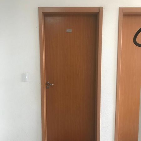 Apartamento Em Londrina Privado Com 2 Quartos De Casal Com Utensilios Garagem E Wifi Apartment ภายนอก รูปภาพ