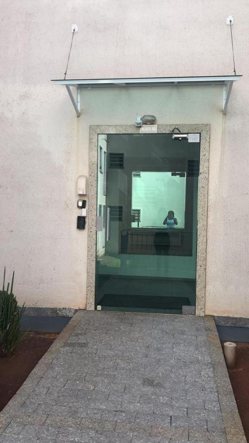 Apartamento Em Londrina Privado Com 2 Quartos De Casal Com Utensilios Garagem E Wifi Apartment ภายนอก รูปภาพ
